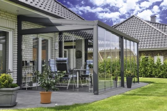 gardendreams-aluminium-tuinkamer-met-glasschuifwanden-veranda.cf4c3d.jpg